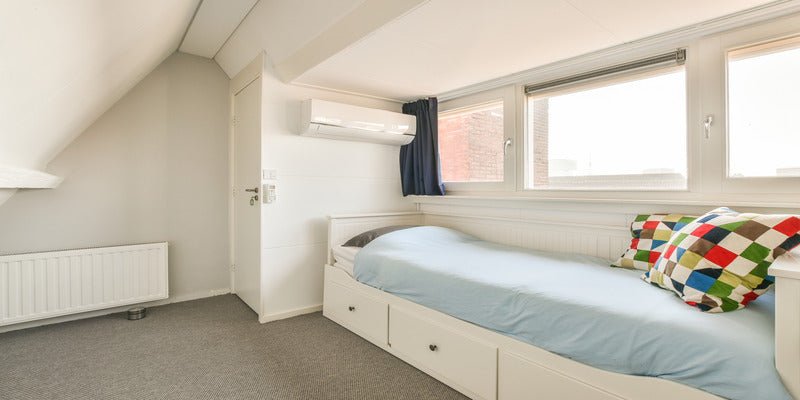 Dorm Room Air Conditioner: How to Stay Cool Without Breaking the Rules
