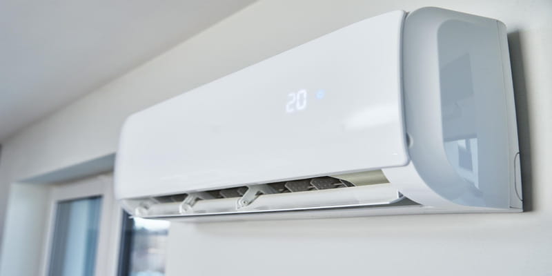 Split AC display showing 20 degrees