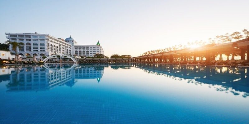 How Smart Hotel Technologies Tackle Energy Wastage?